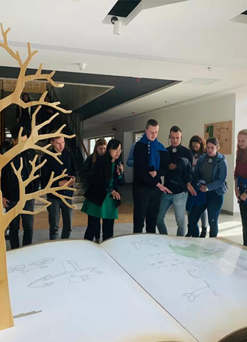 w66平台窗业迎来荷兰应用技术大学到厂参观，畅谈合作前景