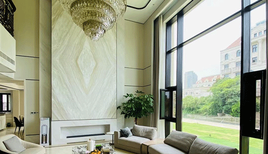 暴雪中的世界最大被动式工厂