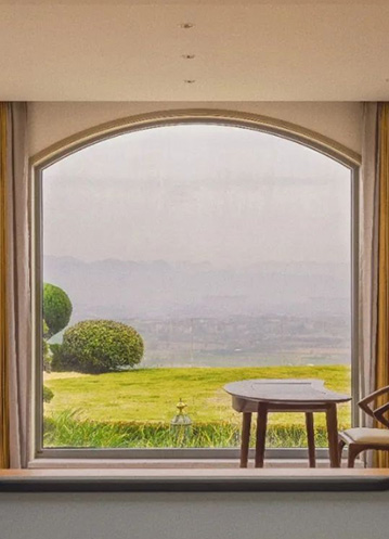 提升建筑领域节能标准，是实现碳达峰、碳中和目标的重要途径