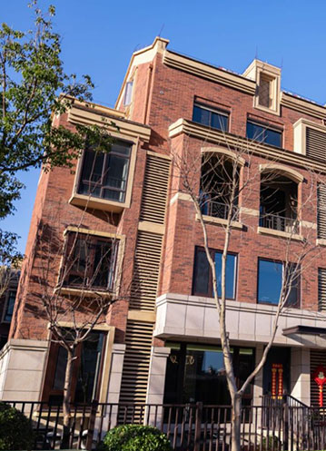 龙商总会及亚布力论坛企业家商务考察团到访参观w66平台窗业