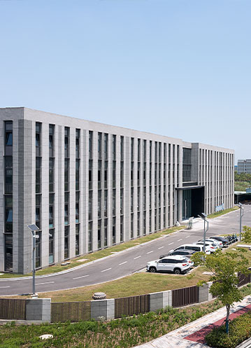 主动担责抗击风雨，甘于奉献精神可嘉————南京工厂员工抢险简报